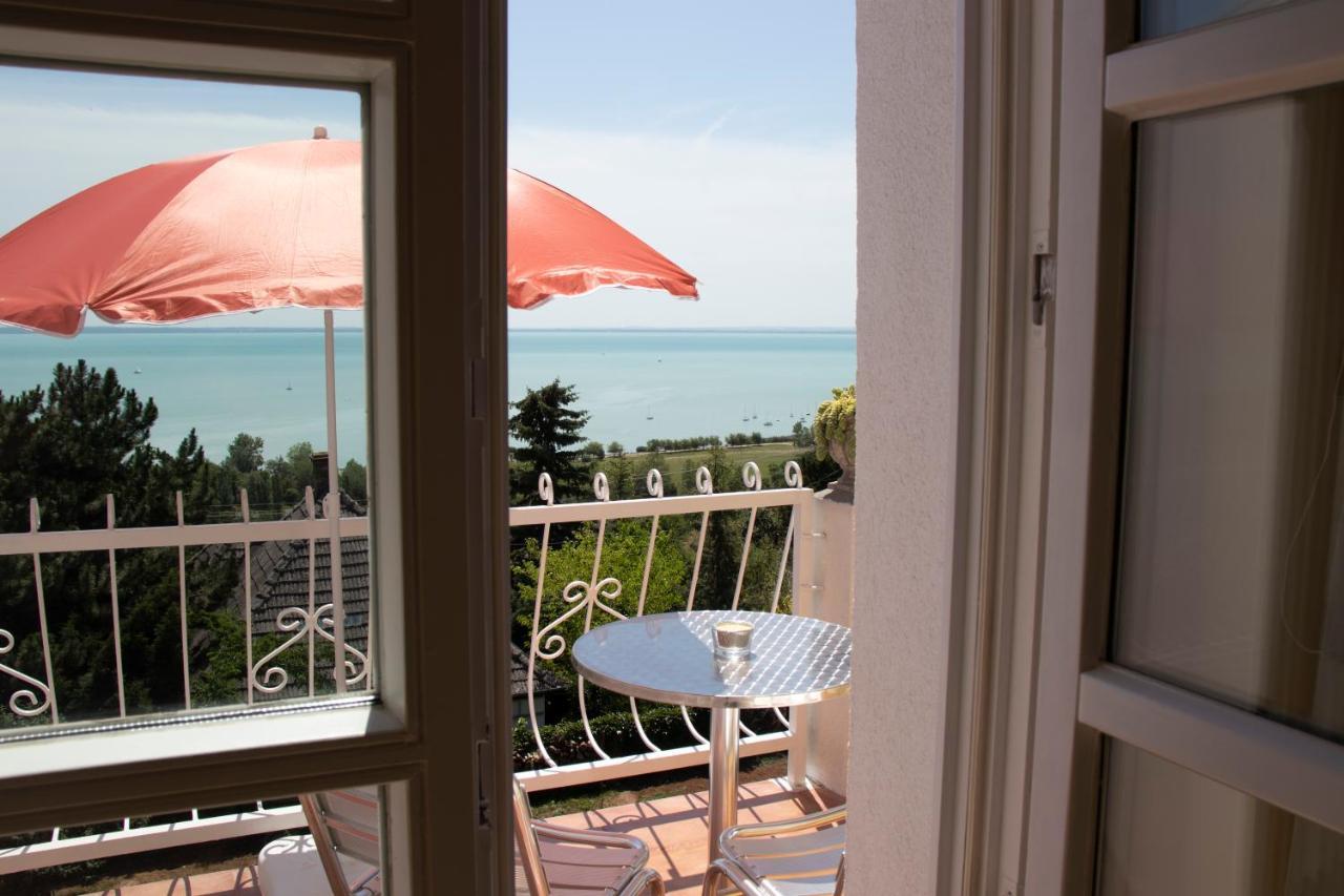 Gyoengyoem Apartman Balatonalmádi Exterior foto